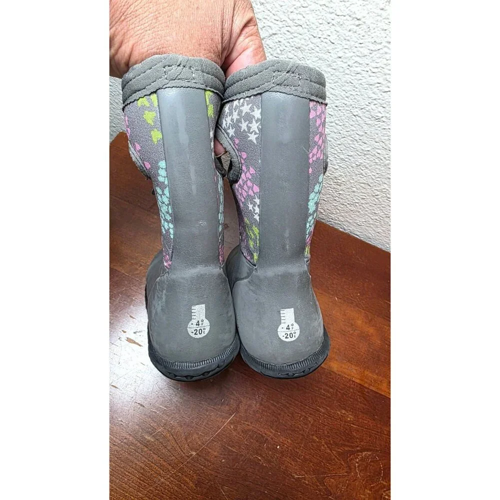 Bogs Kids‎ Waterproof Insulated Winter Boots Size 8 Gray Floral Accents